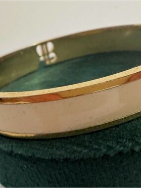 Banana Republic Cream Enamel Hinged Bangle Bracelet